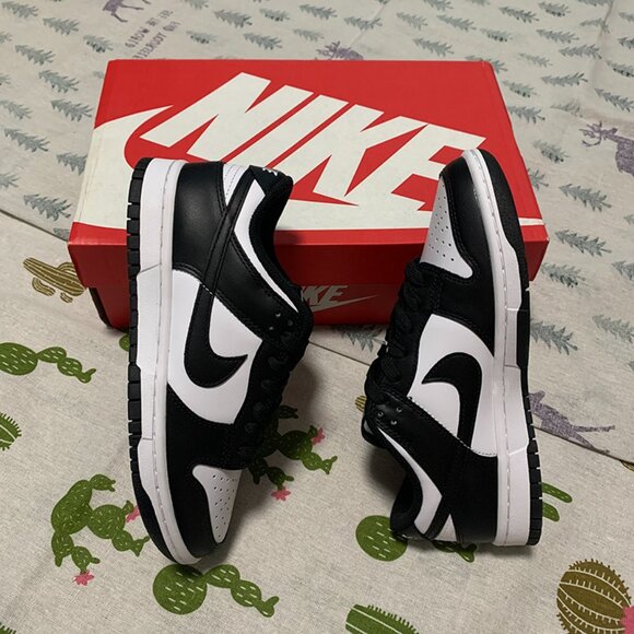 Nike Dunk Low Black Skateboard Sneakers - Picture 3 of 7